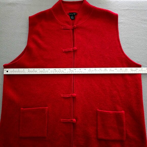 Tully-Ho Red Boiled Wool Vest Womens 2X Chinese Knot Close Holiday Christmas - Picture 10 of 12